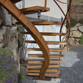 escalier fer forger debillarder sculpter eclairage led bois auvergne rhone alpes cantal